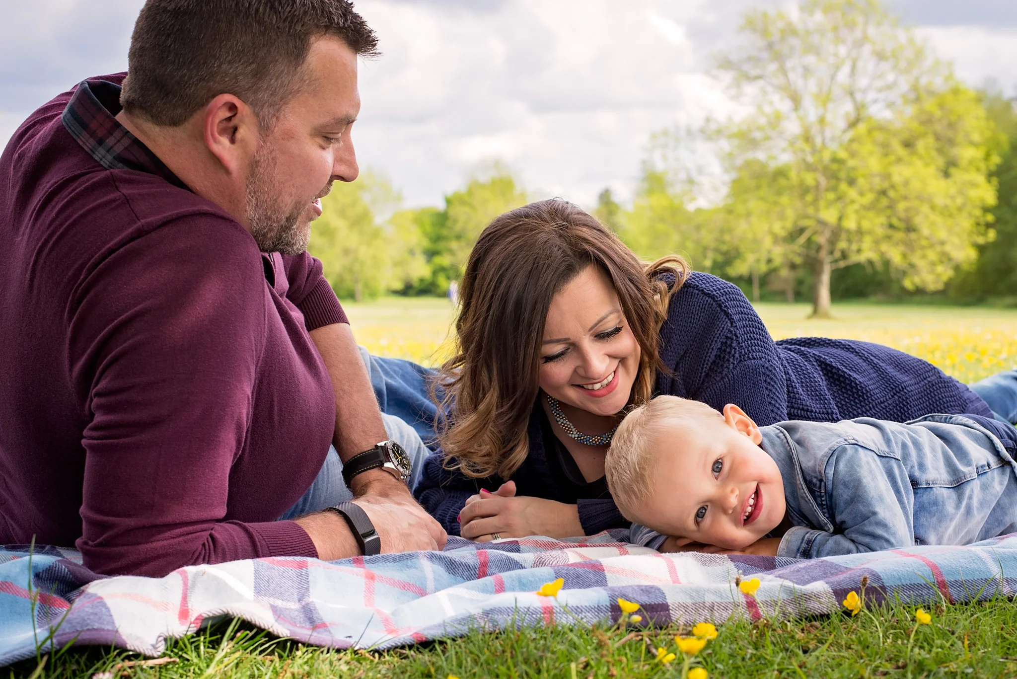 Family fun at the picnic | Warwickshire Photographer