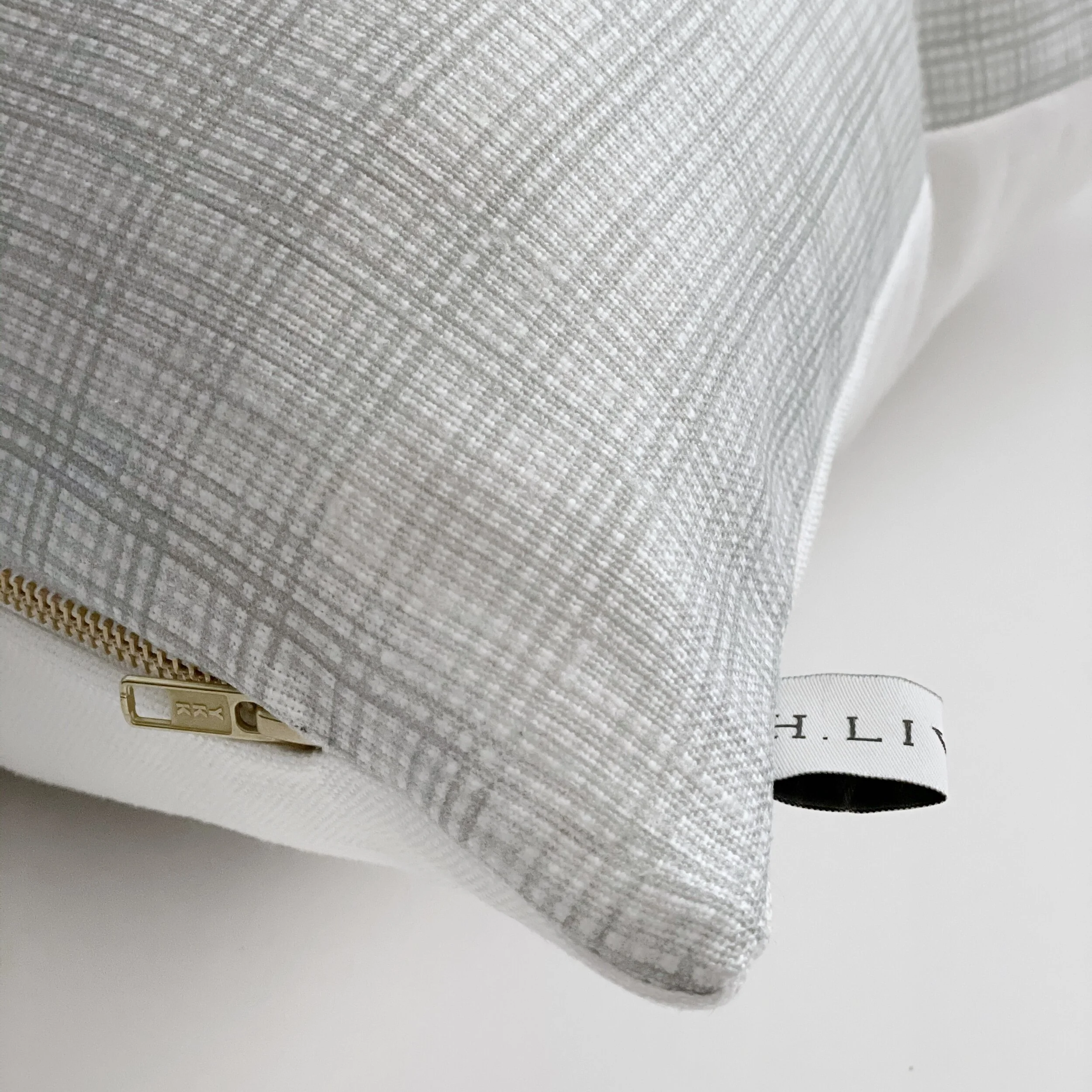 beekman home pillows