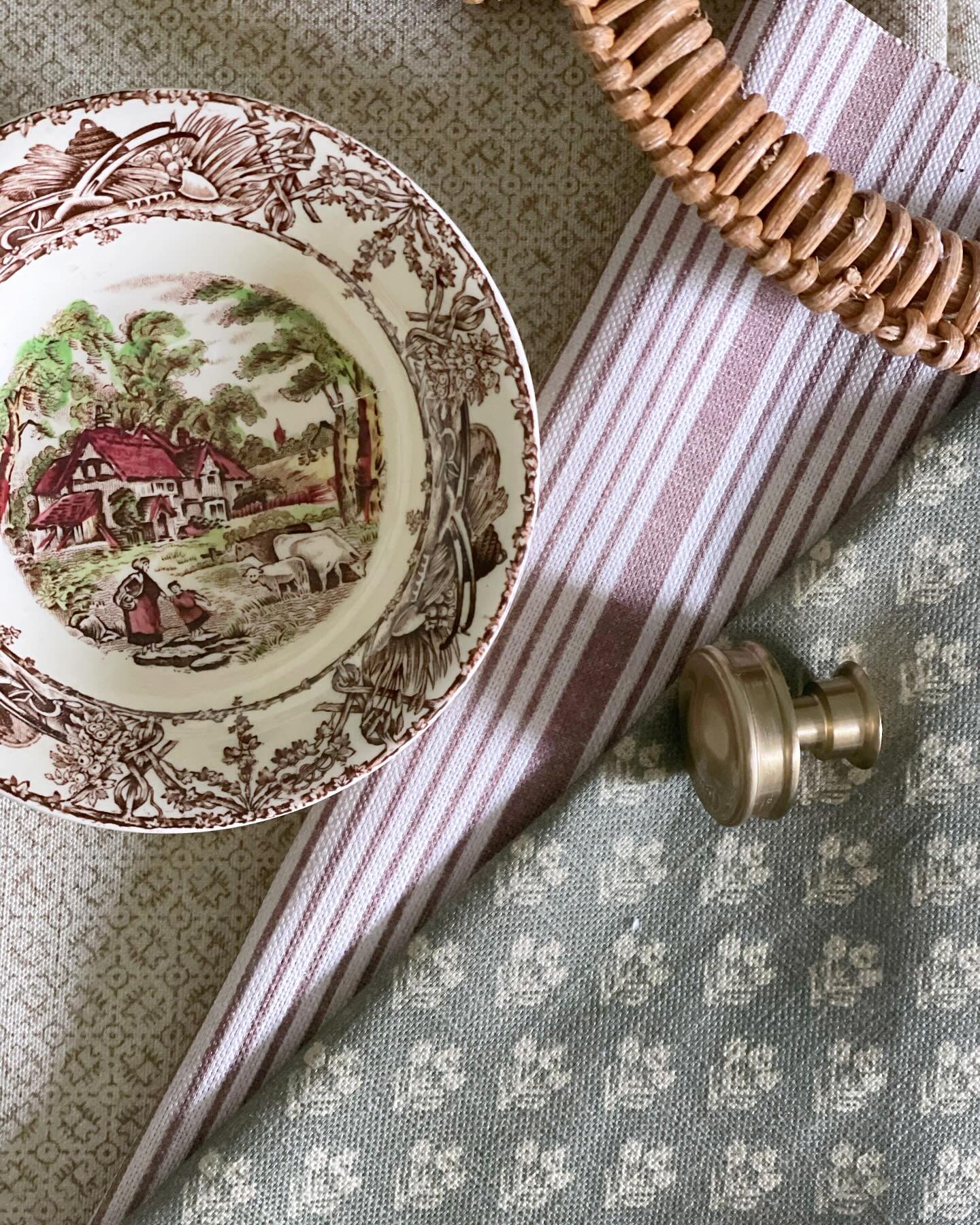 The Amos, Tyndale and Zachary. Creating cozy colorful moments in time.