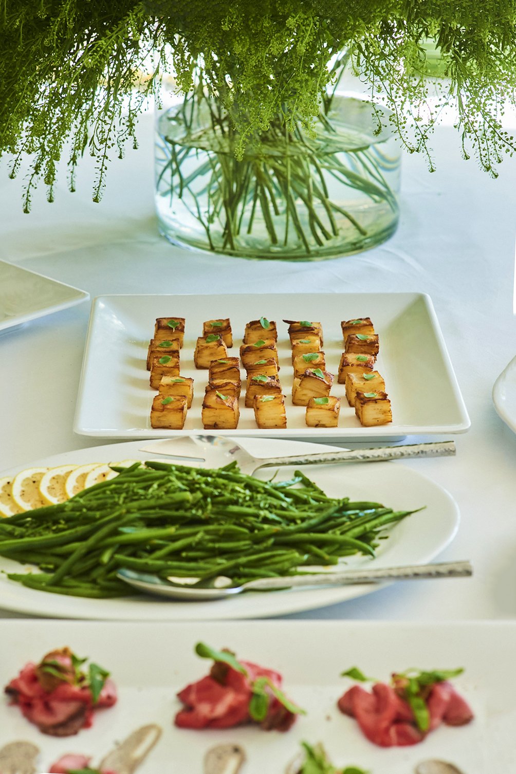 Celebrate green beauty and refined flavors with Cava & Cake’s catering at a Beverly Hills luncheon for Tata Harper Skincare and Zoë de Givenchy's exquisite tableware brand, Z.d.G. Paired with Avaline organic wines, the event featured a fresh and vibr