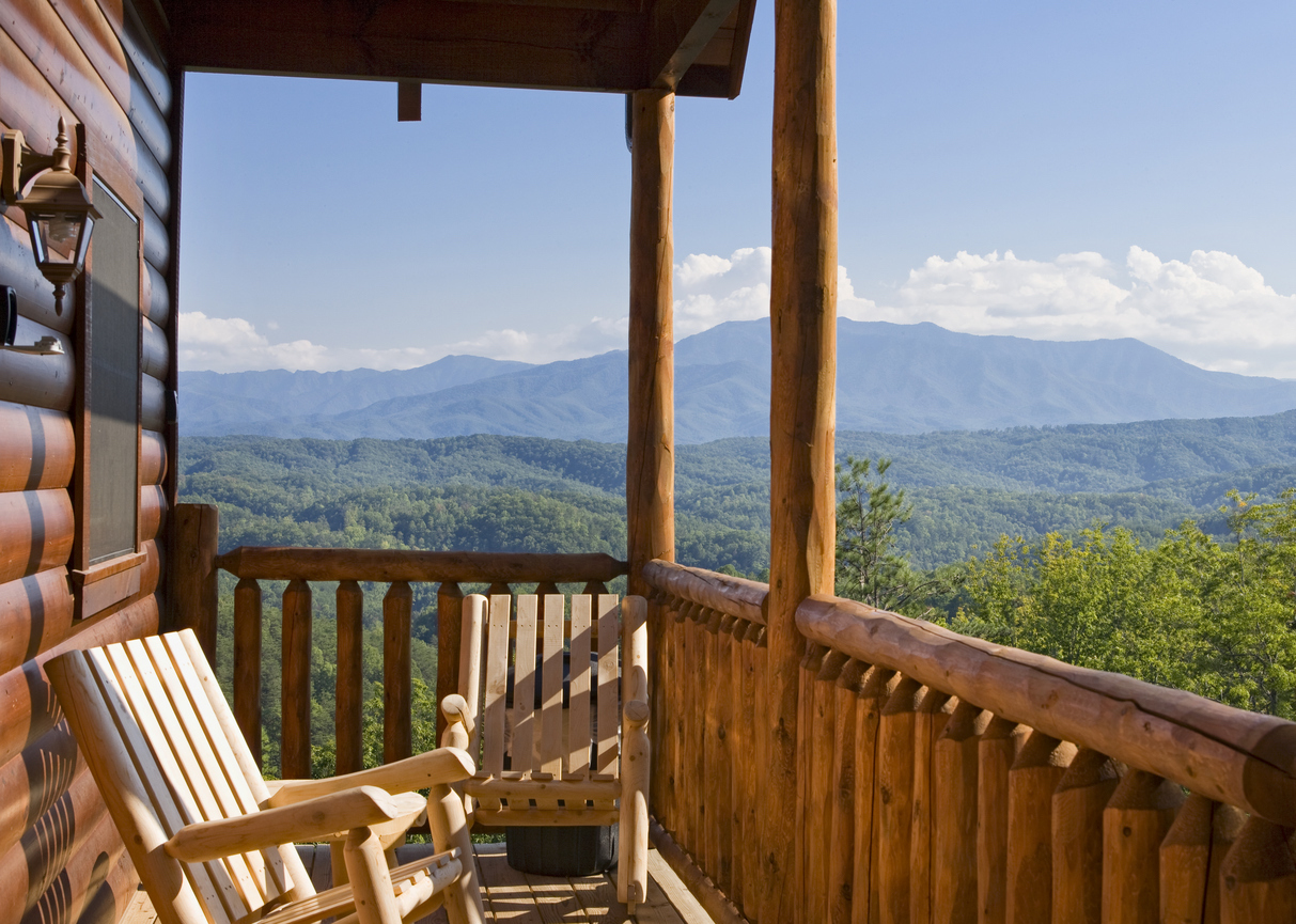 From ski vacations to family escapes, there are plenty of lodging alternatives for your Ruidoso mountain getaway.