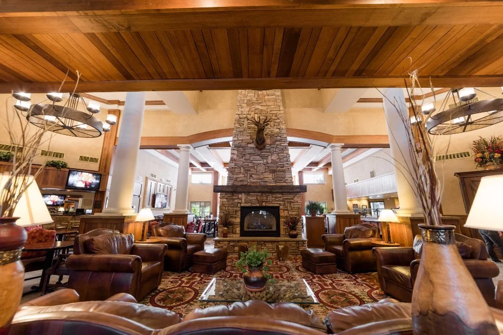 Photograph of lobby area at MCM Elegante Lodge and Resort in Ruidoso, NM.