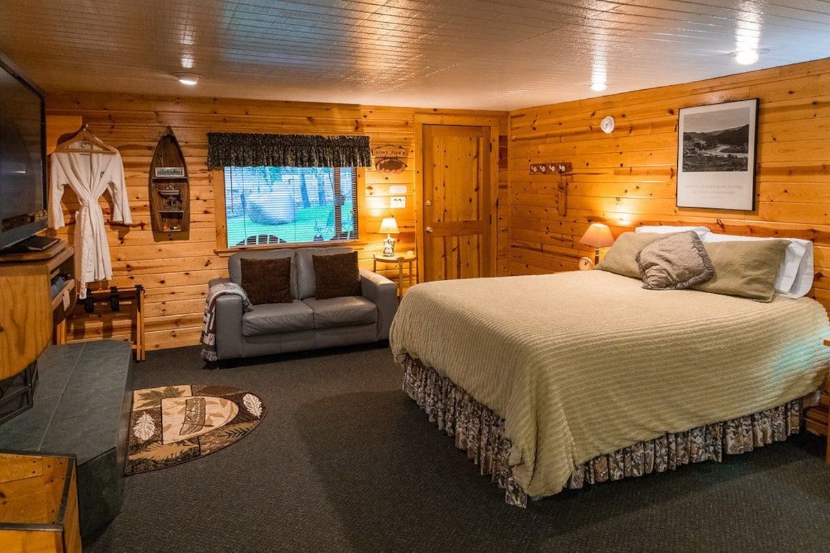 Ruidoso Lodge Cabins interior