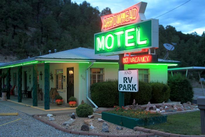 Arrowhead Motel and RV Park