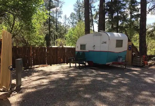 Midtown Mountain Campground and RV Park sites