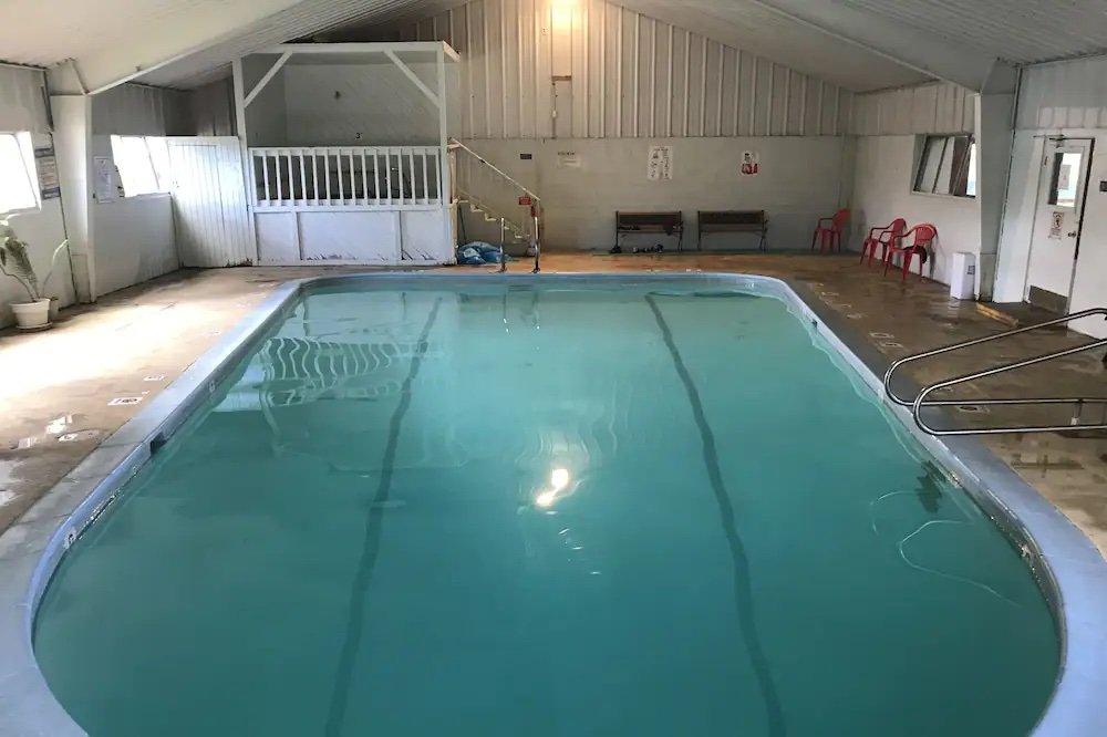 High Country Lodge indoor pool