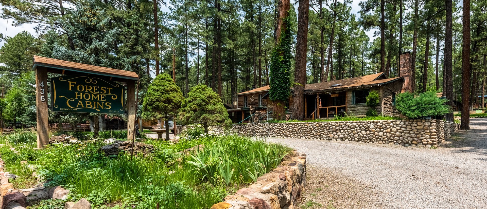 Forest Home Cabins entrance