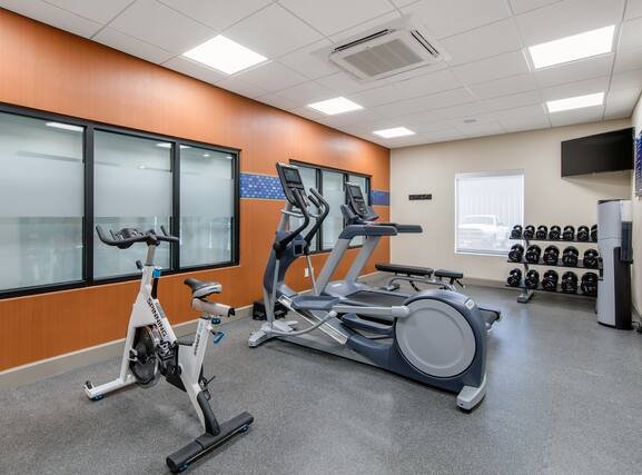 Hampton Inn and Suites Ruidoso Downs fitness center