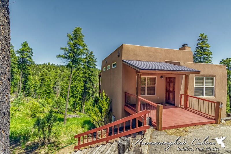 Hummingbird Cabins