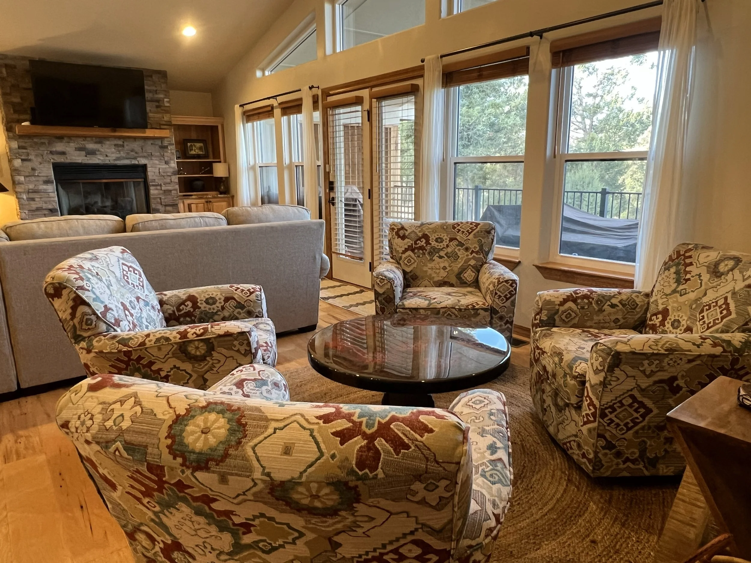 Conversation Area_8208.jpg