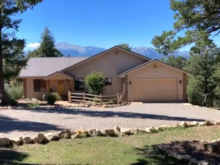 Summer Front View_7837.jpg