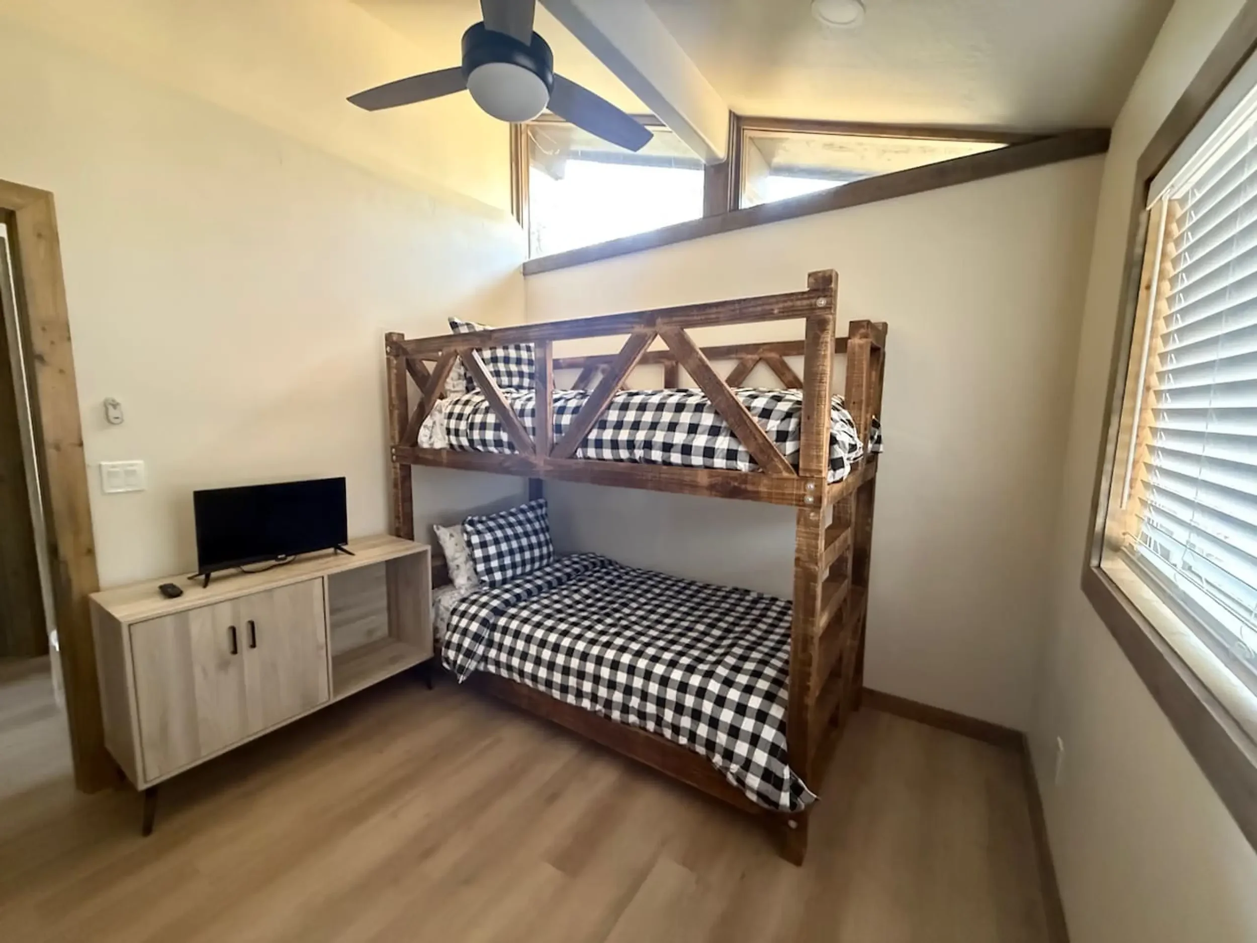 106 Grant pic 20.webp