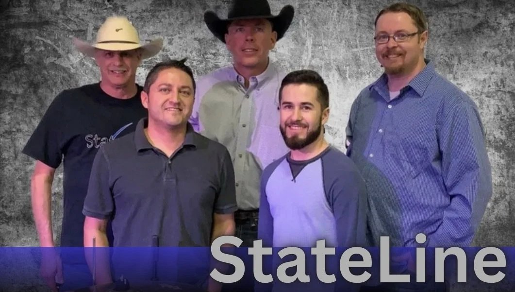 Live Music with StateLine at Quarters 