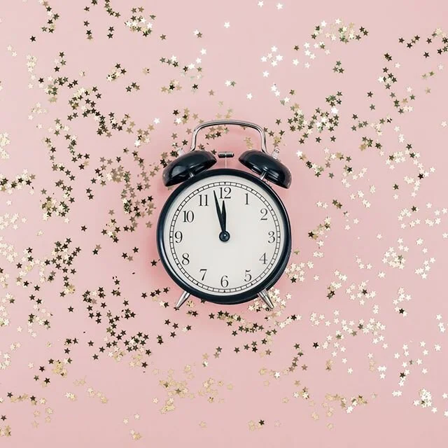 Counting down the minutes to Taco Tuesday like 😋🌮
.
.
.
#tacotuesday #tacos #tuesday #tuesdaymotivation #kollectin #pink #workmotivation