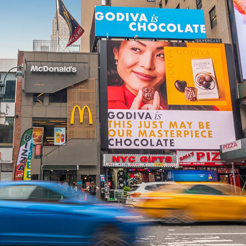 Godiva_Comms_OOH_3.jpg