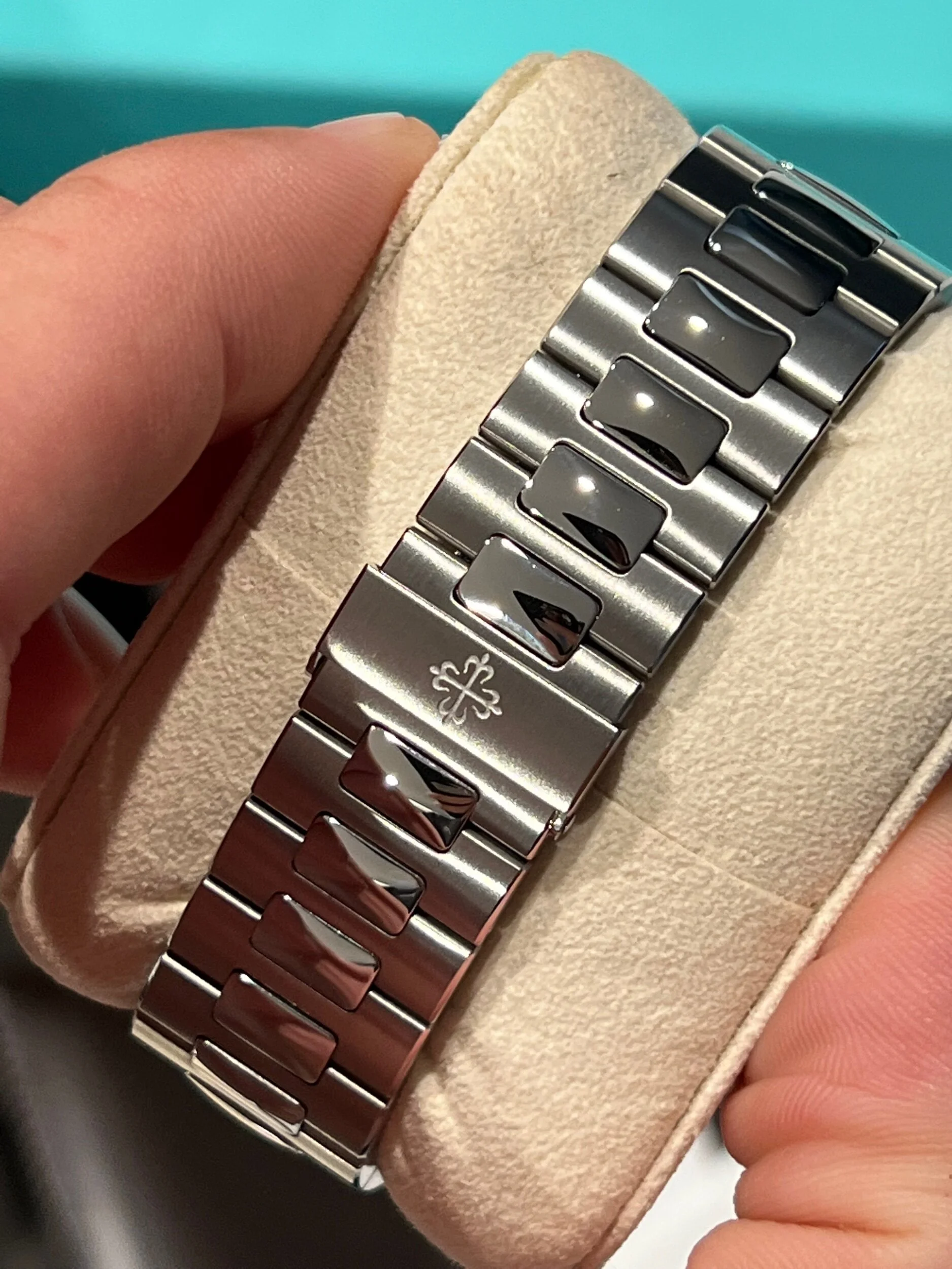 C8D9982B-C381-4479-8282-A9C2DCF68835