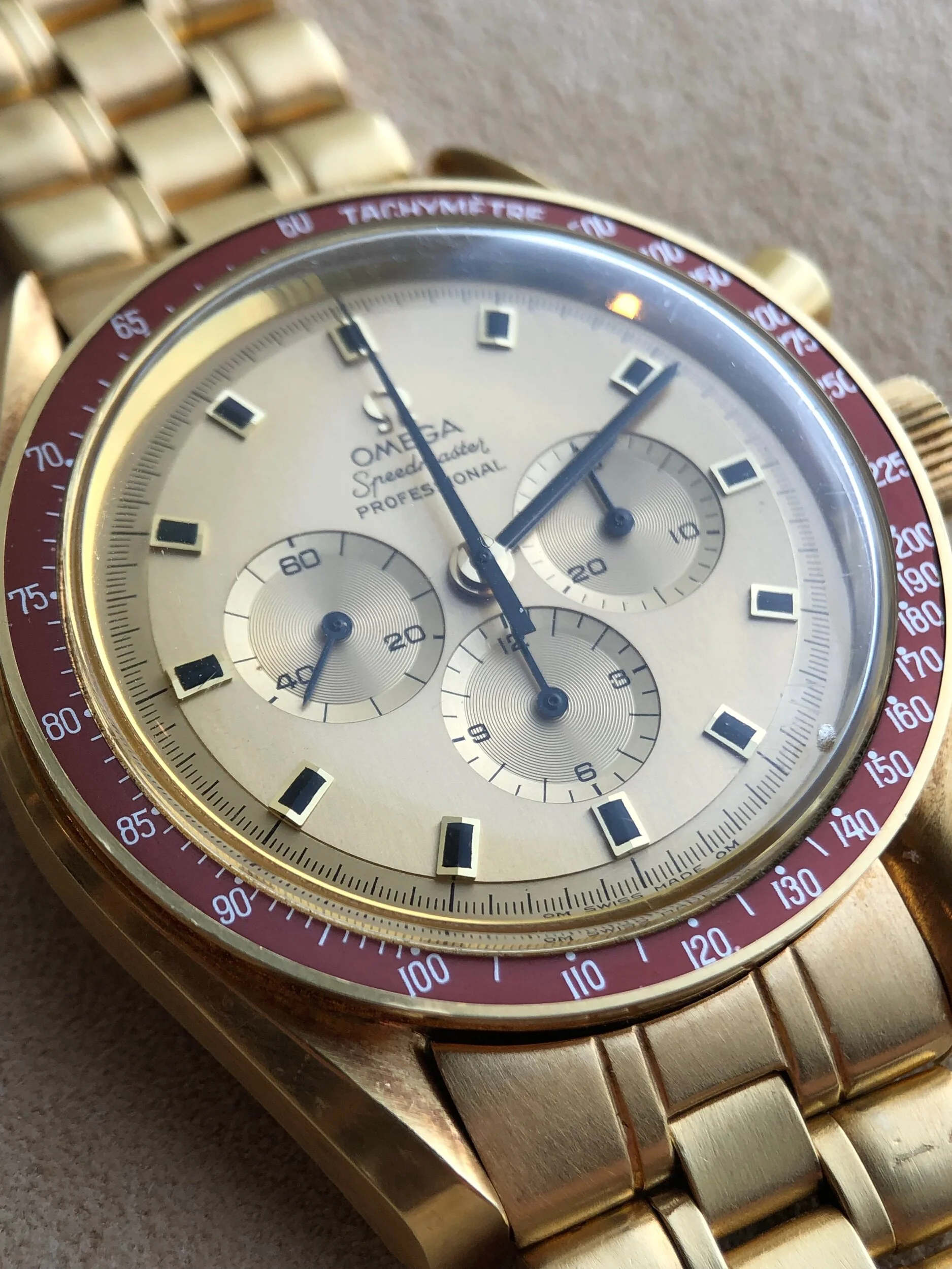 BAF7A490-FB5C-4A96-9683-A957B70A4591