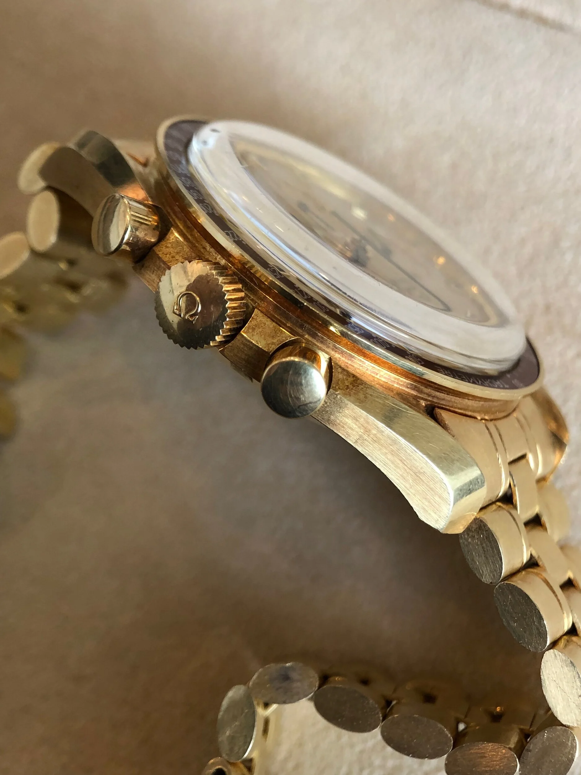 C6B825DF-E937-4BF4-9814-74625CE4940A