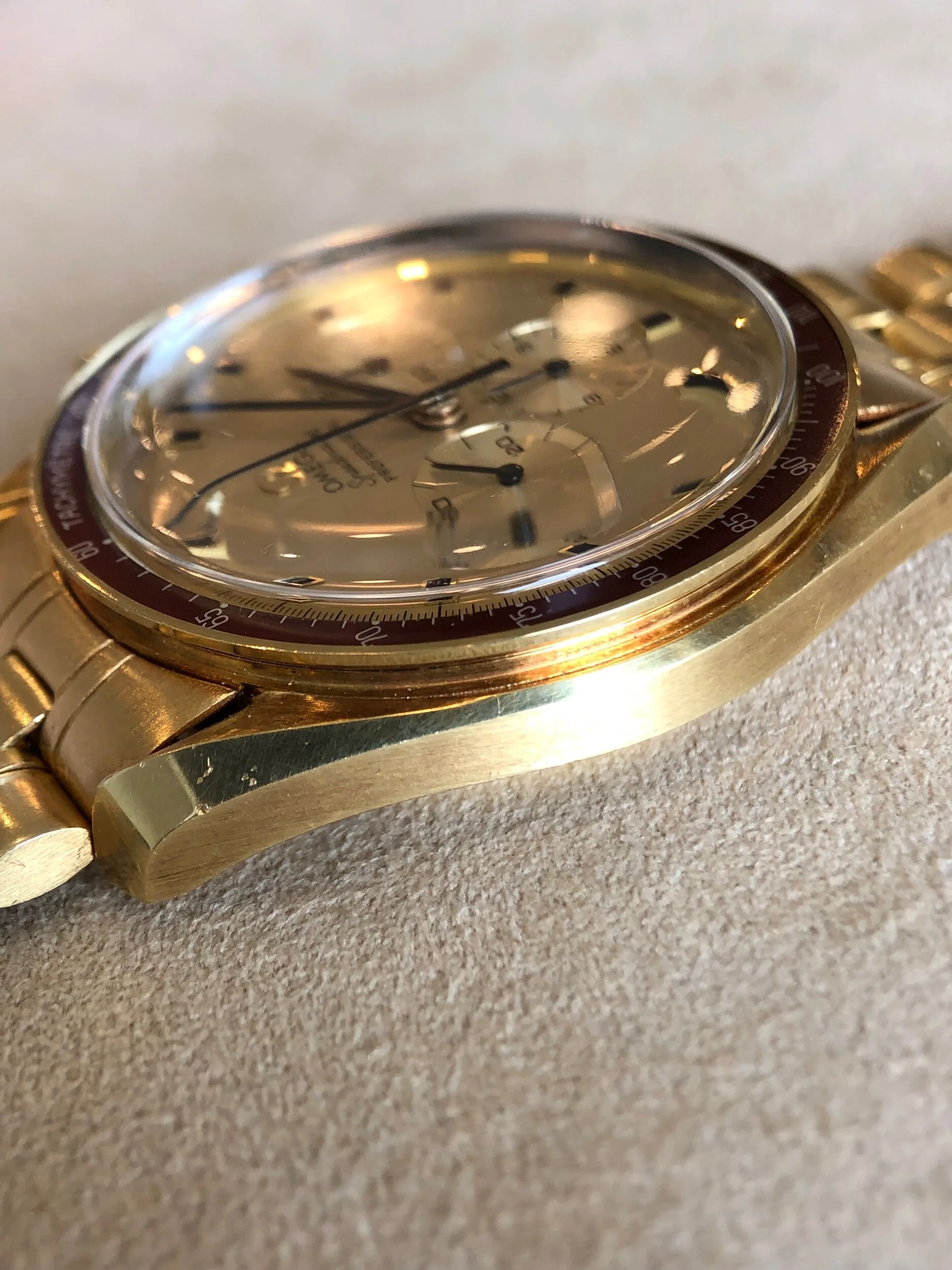 1371141F-5816-440A-8BDA-74AC8BD5B793