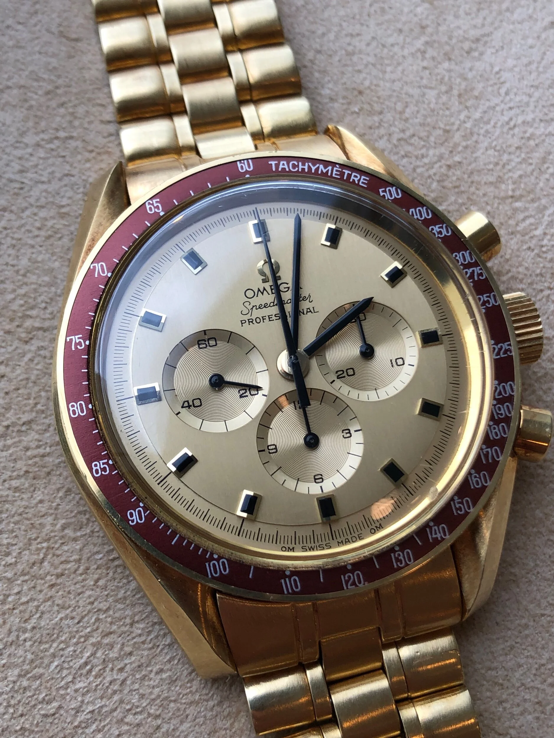 2918AE14-3F2A-4979-AF6D-0BAD5A01D14B