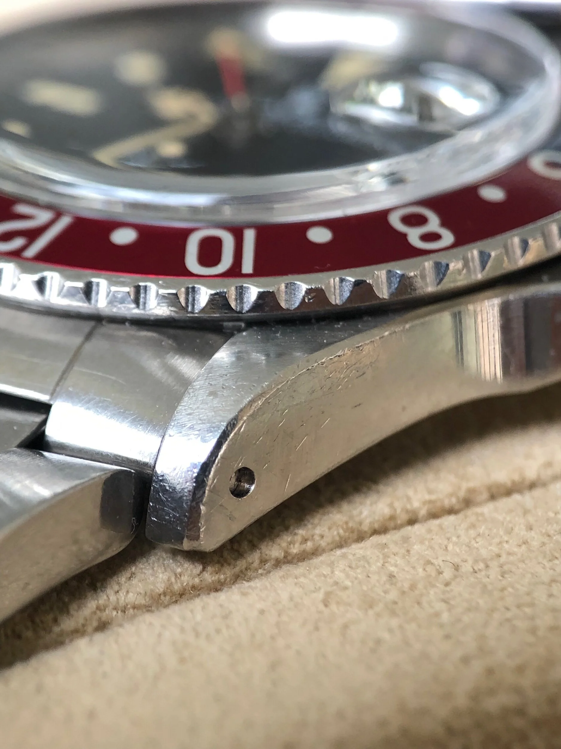 1F8F0E0F-B0BB-4F3F-83F9-2DEE37D12E8C