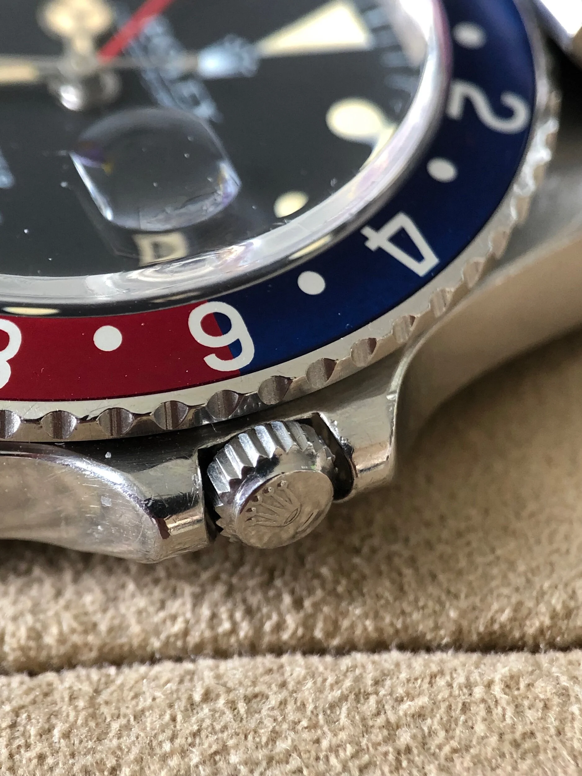 93CD81B0-0257-4ED1-9333-91E5C9D2E4DA