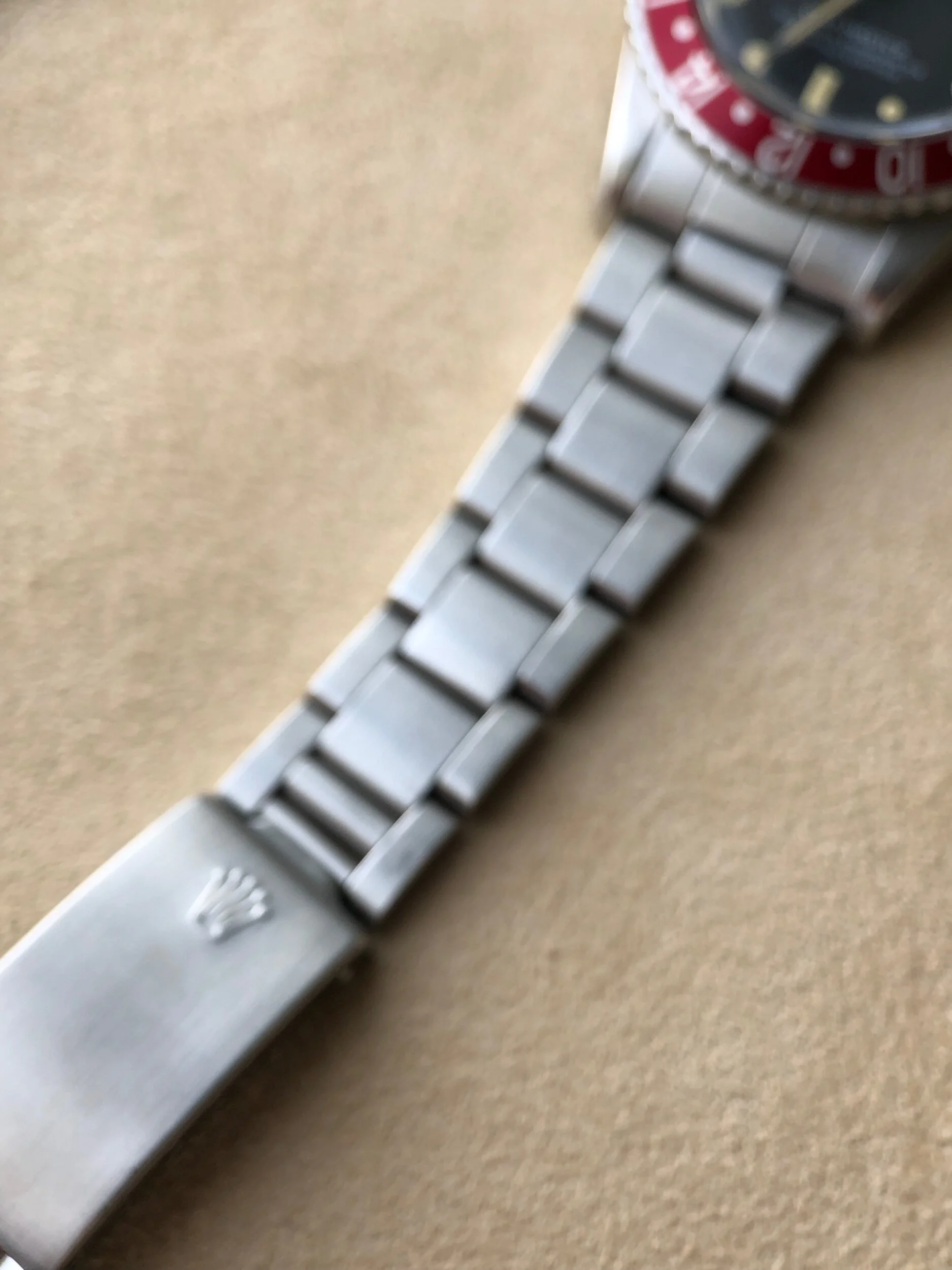 DEB808F5-529F-4224-8071-4FBAB70F2CBB