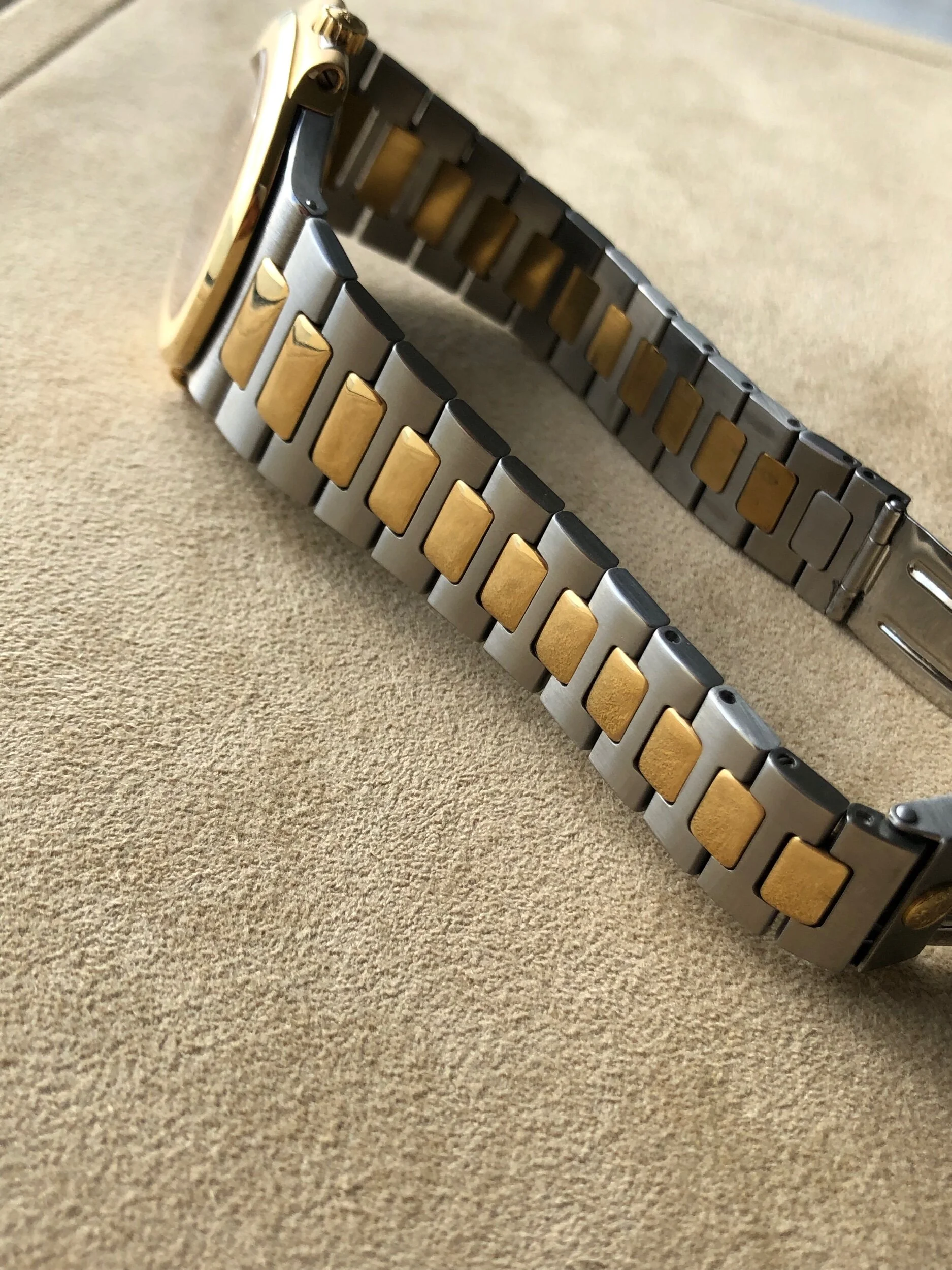 28EBFF89-95AD-4381-961C-7869872E23DA