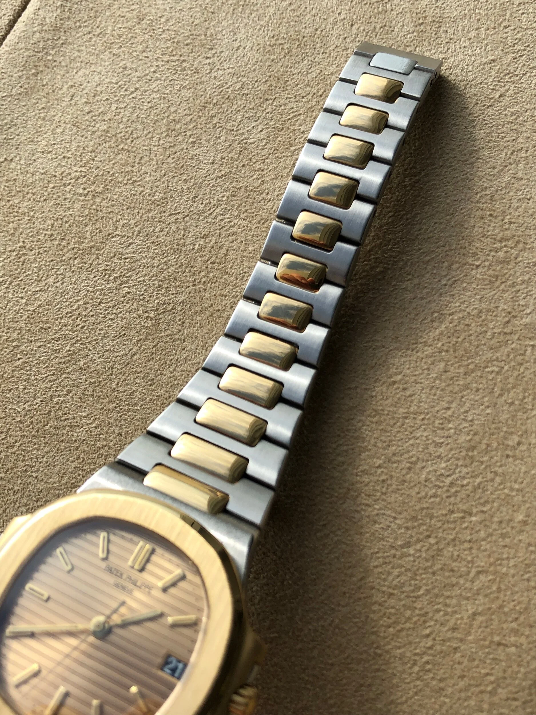 73B9C09F-3AAC-4910-9ADF-29537BB17CA1