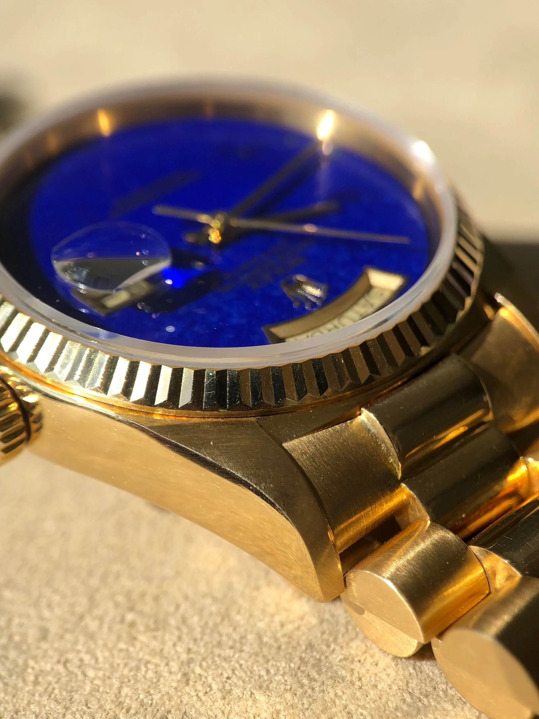 385788AE-3CD1-4C96-8A39-E833D8D56BB4