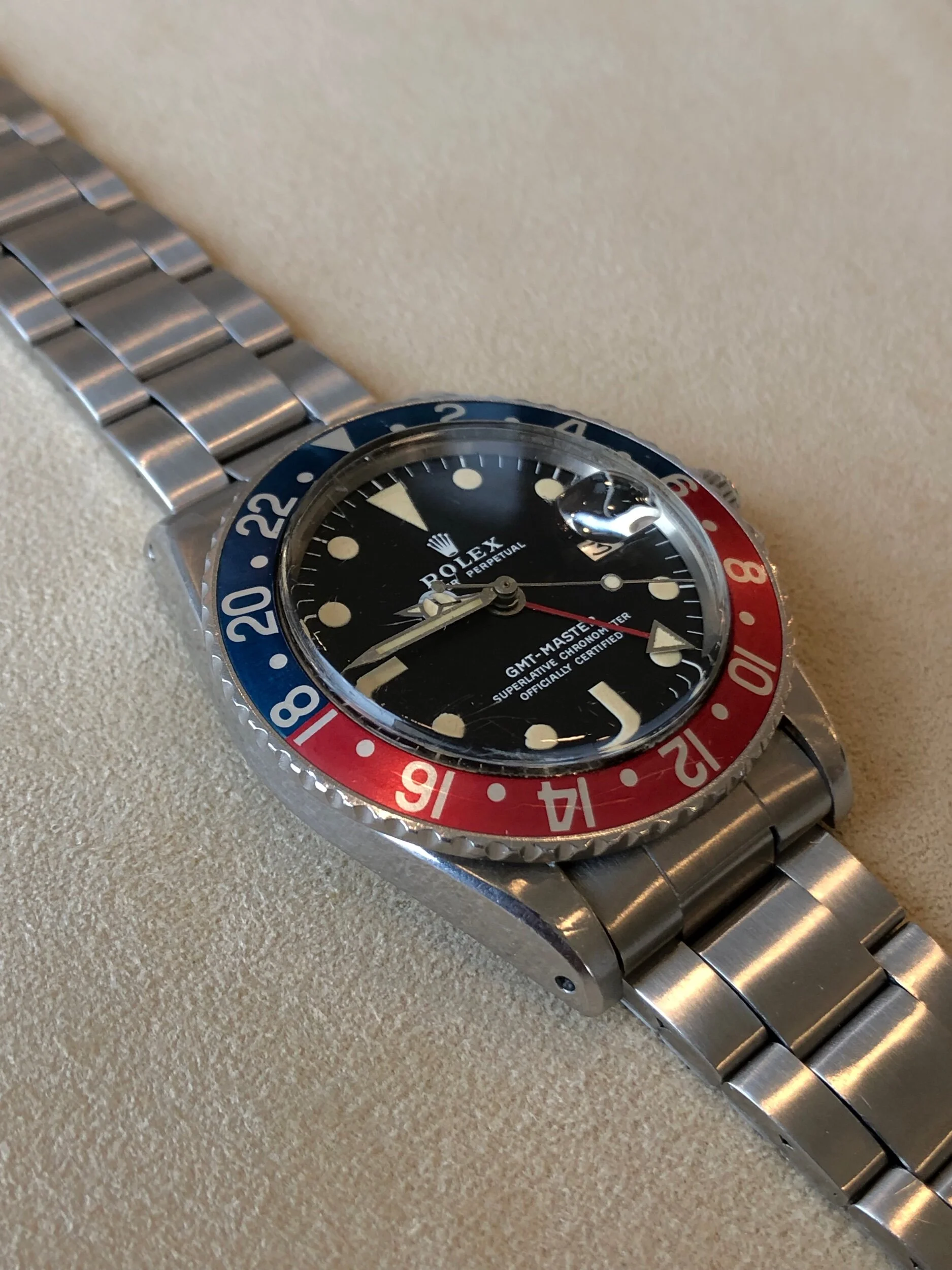 D71AAC51-A9BB-48CA-AB2B-36E46F965281