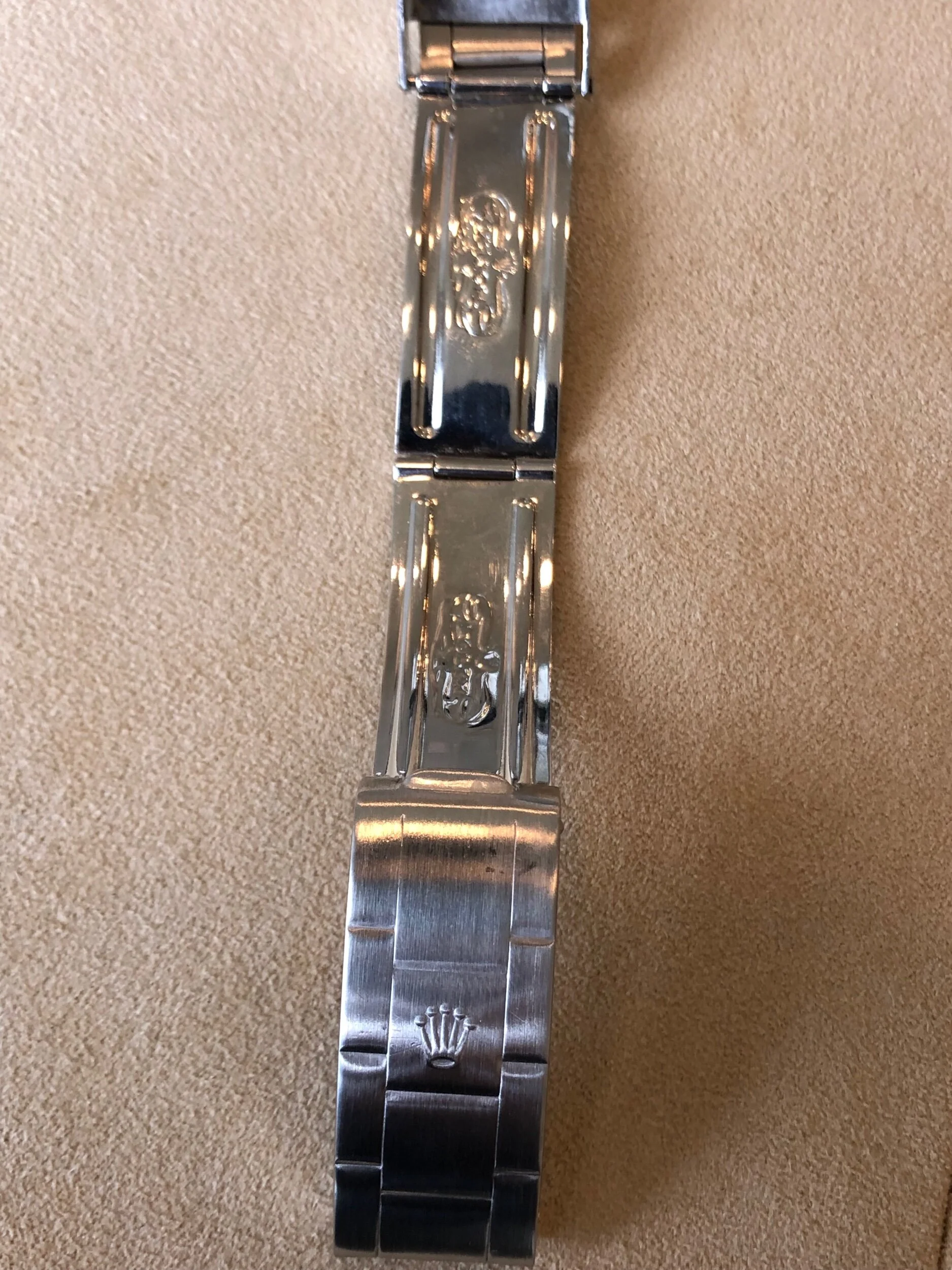 43766BFF-5BB4-4778-907B-D0960E9CC376