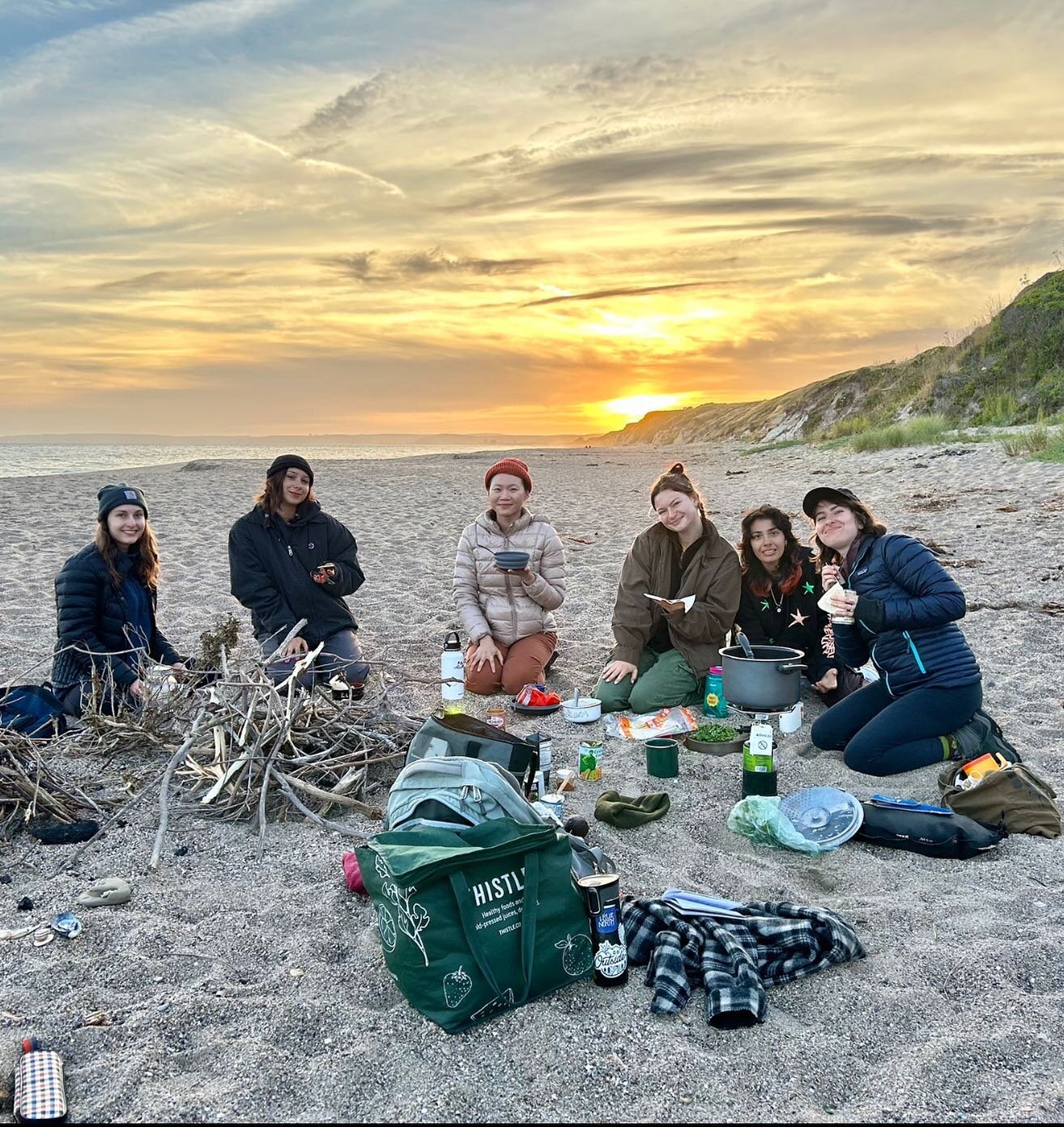 We came for the bioluminescence (which we saw and it was magical! ✨). We stayed for the good company and conversations, and left with renewed intentions. 💖🌱

So many gifts, including that sunset 🌅 #nofilter 

Lovely souls and new human and non-hum