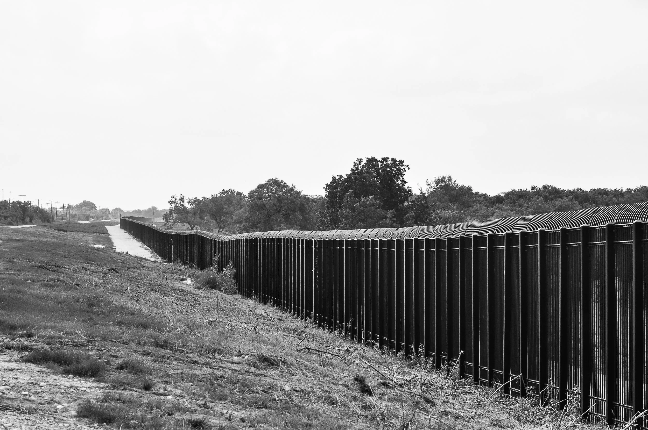 Fence2.jpg