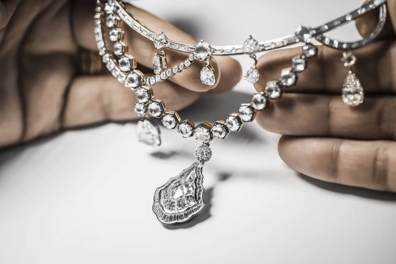 про ювелирные украшения. про ювелирные украшения. роскошные украшения. много украшений. даймонд джевелери.