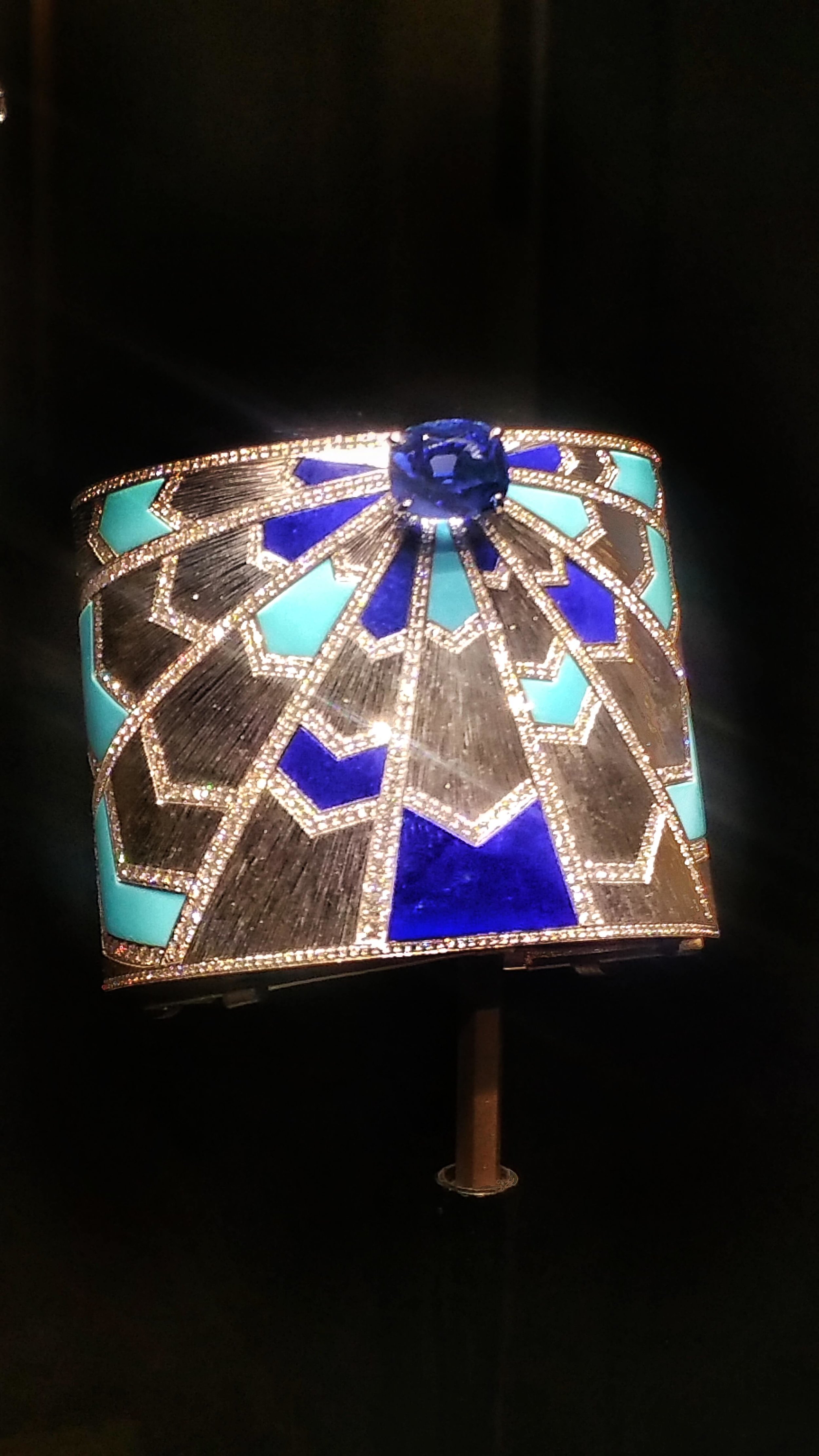 PIaget - couturenotebook.jpeg