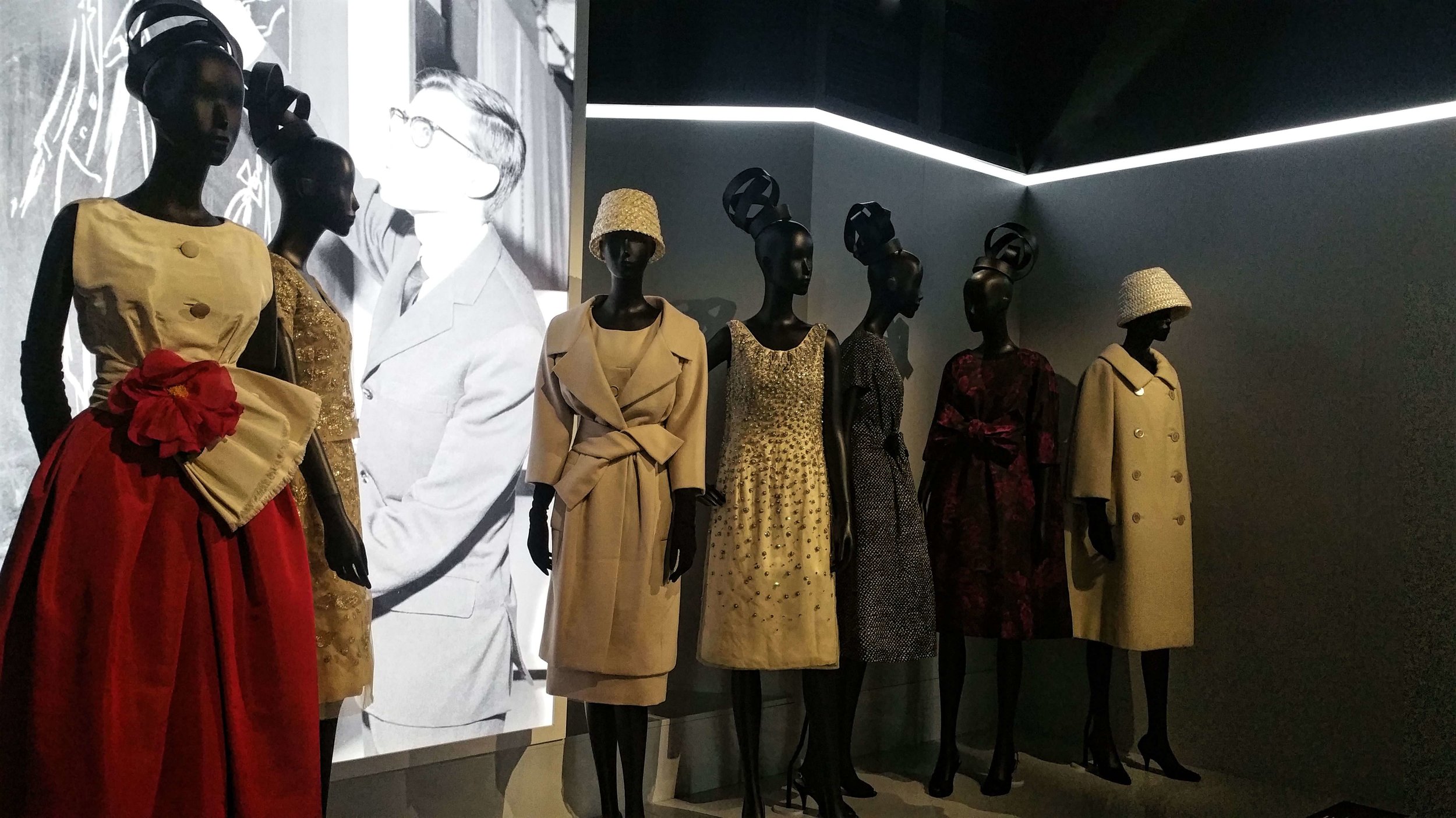 Couturenotebook- Christian Dior Couturier du reve (30).jpg