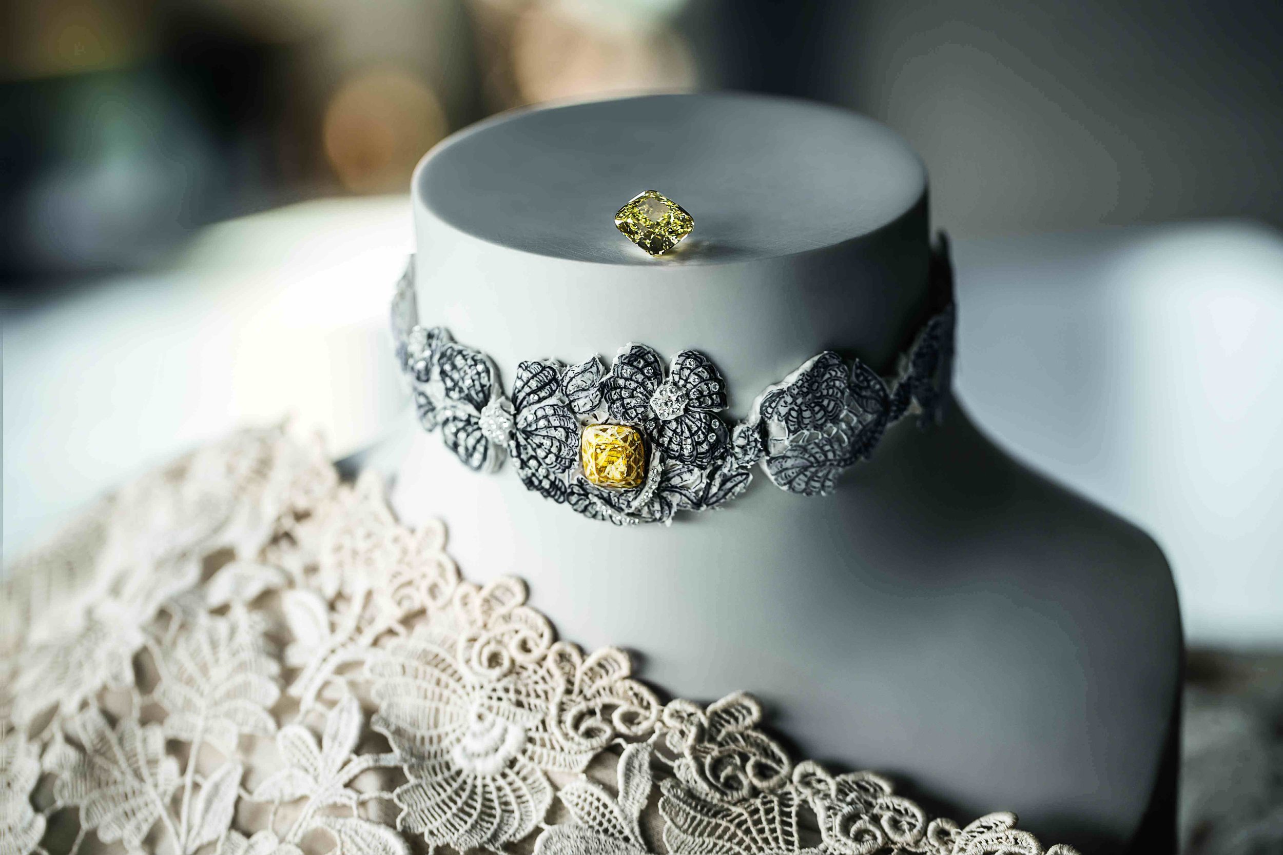 High Jewelry Finds Inspiration in Lace and Ribbons — CoutureNotebook