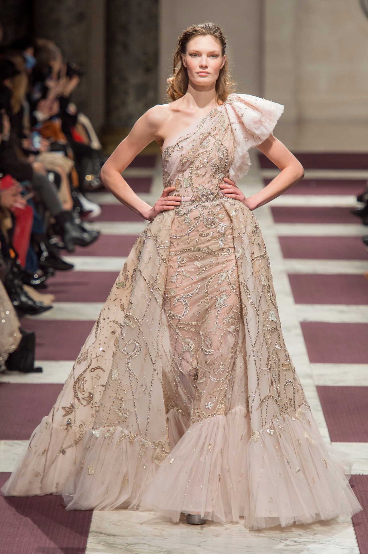 Spring 2019 Haute Couture: Ziad Nakad's Orion — CoutureNotebook