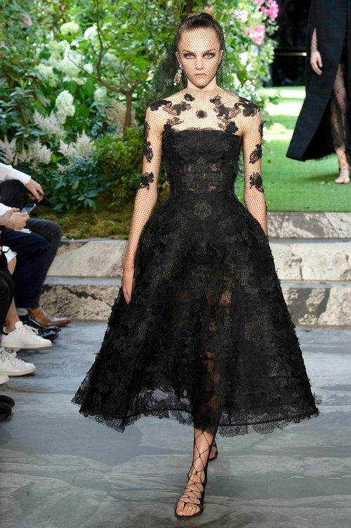 Describe Petition Precipice Fall 2019 Haute Couture: Dior and the Power of Black — CoutureNotebook