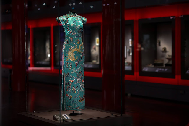 1. Chinese Inspirations Exhibition hall, Palace Museum.jpg