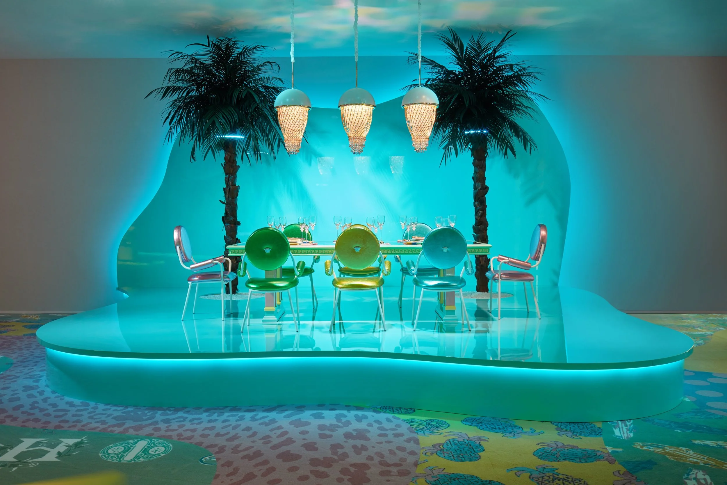 VERSACE HOME - FUORISALONE 2019 INSTALLATION 01.jpg