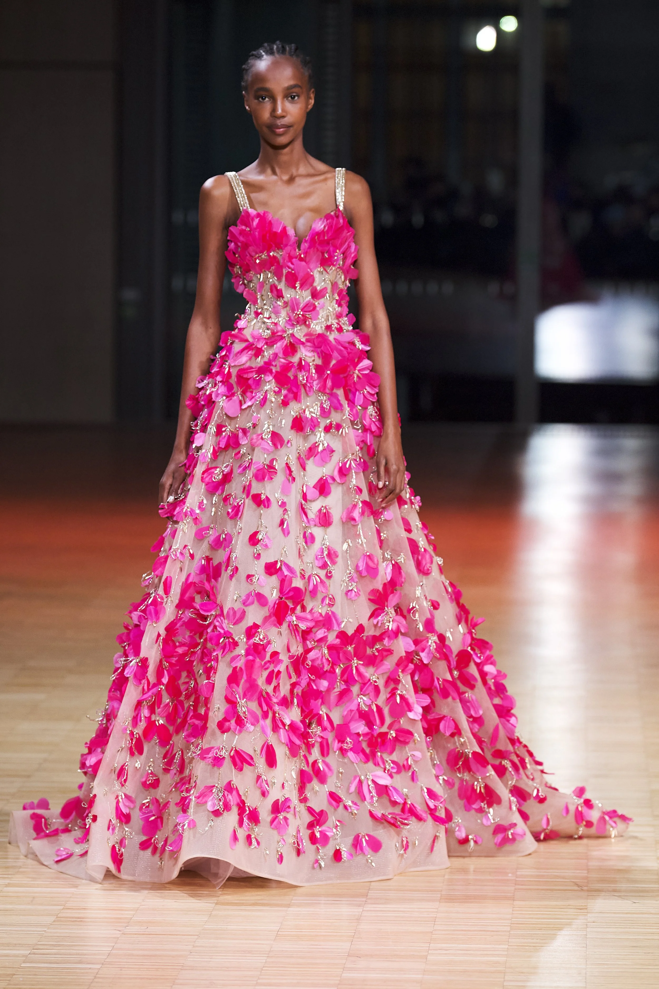 elie saab pink dress Runway Elie Saab Bridesmaid Dresses Elie Saab Fashion Spring 2019 Elie Saab  Bridal Collection 2019
