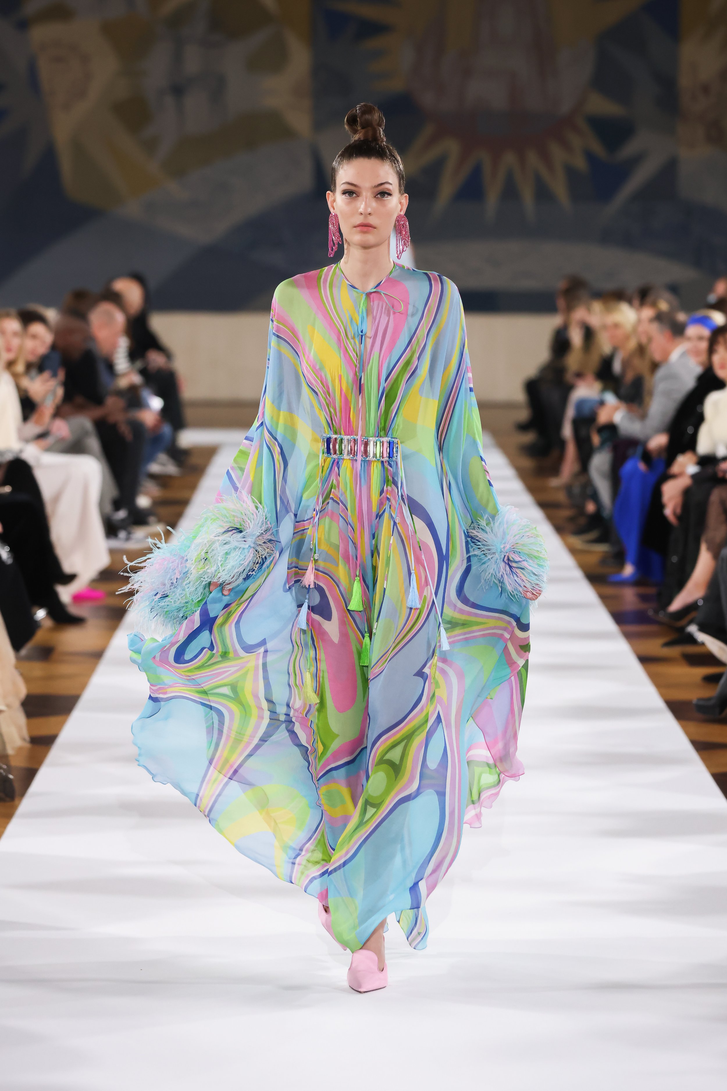 Spring 2022 Haute Couture: Yanina Couture's Colourfull Vision ...