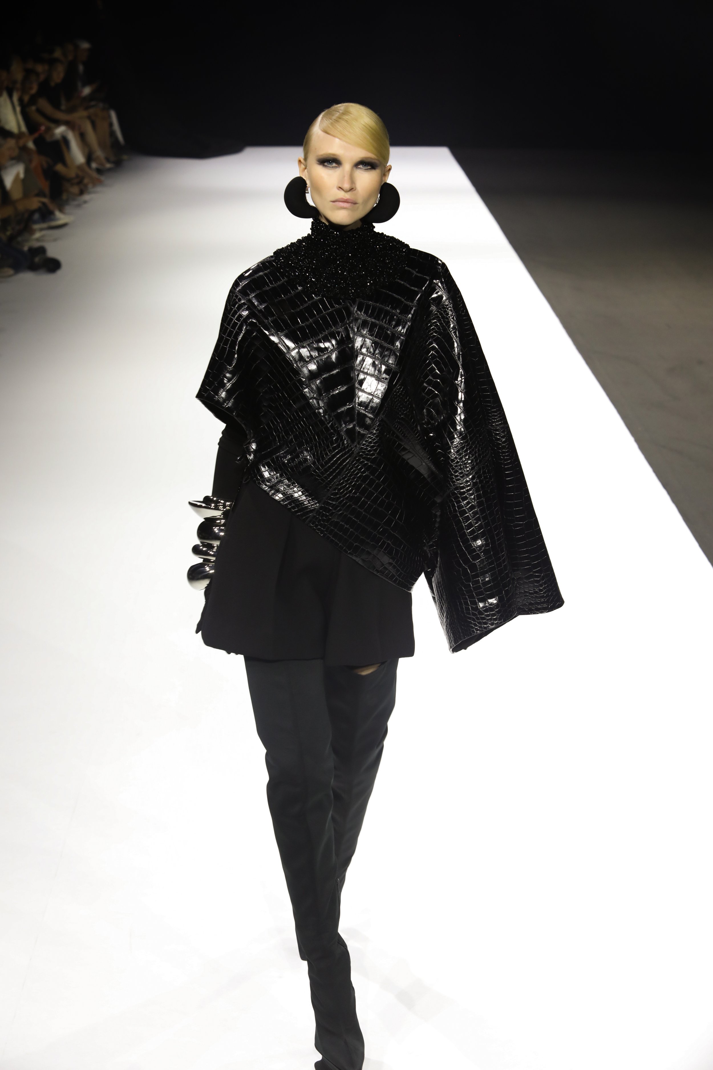 Stéphane Rolland FW22 HC Look 2b.JPG