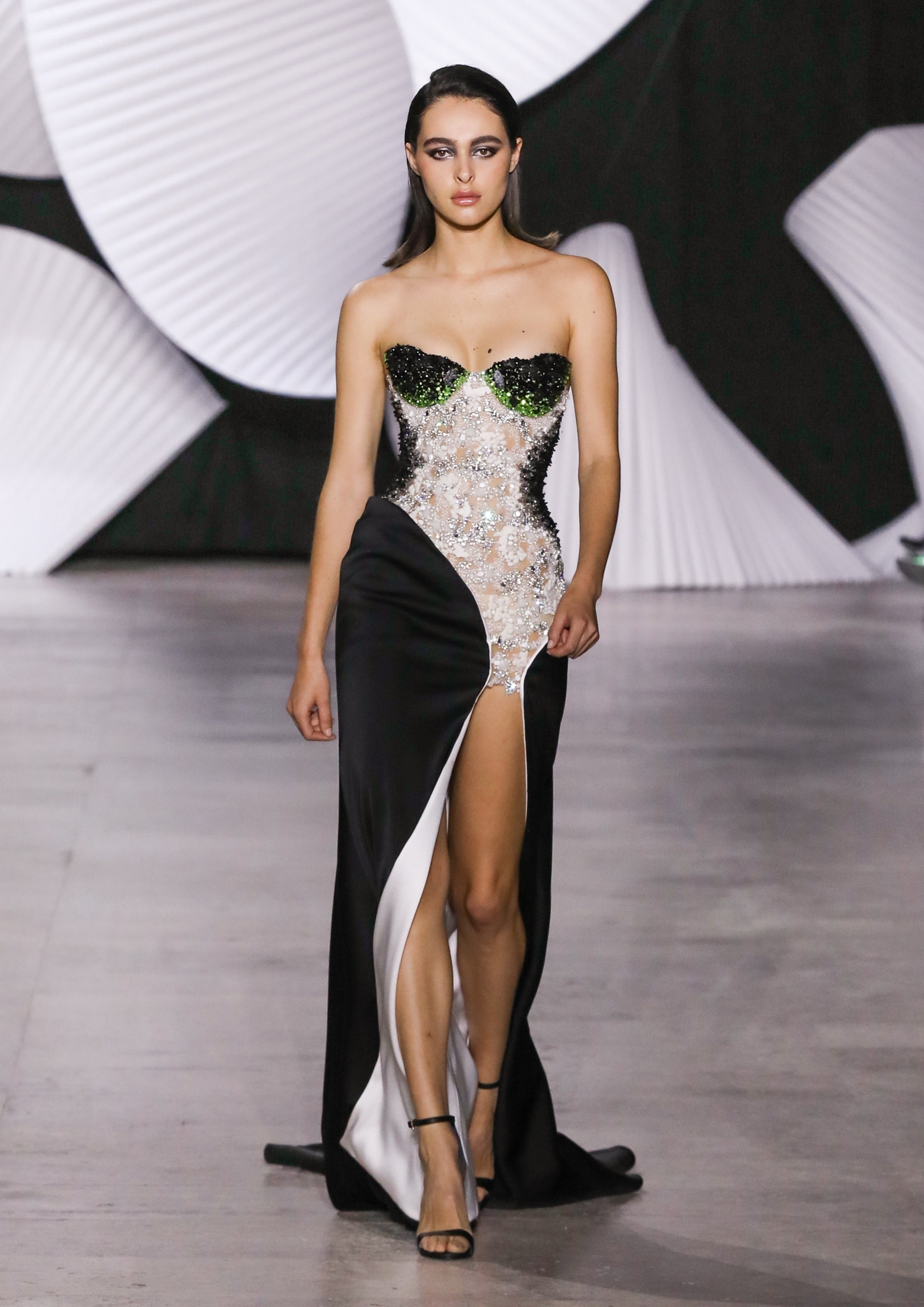 TONY-WARD-COUTURE-SS24-FRONT-43.jpg