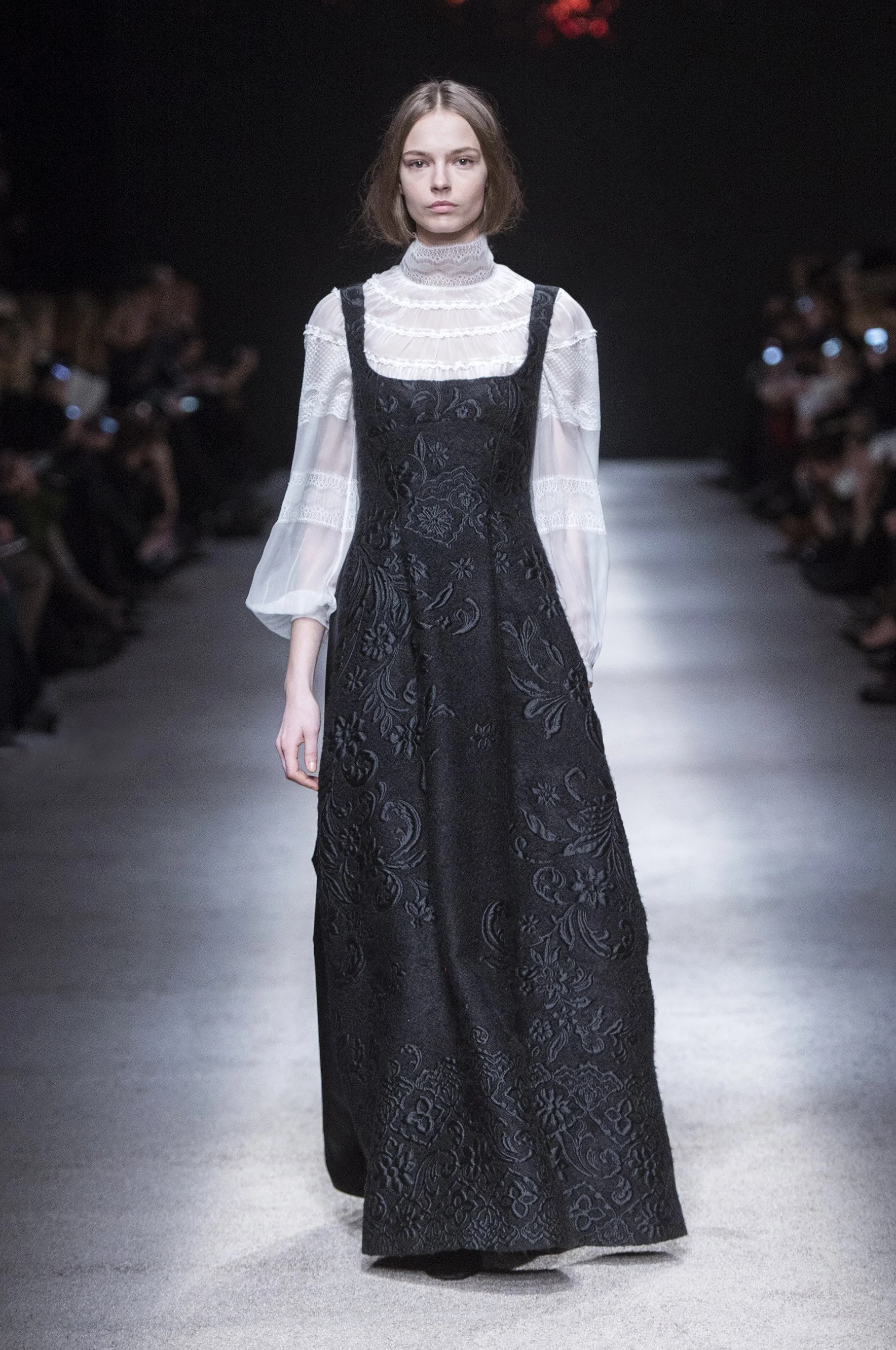 Ensemble, fall 2015 Alberta Ferretti 