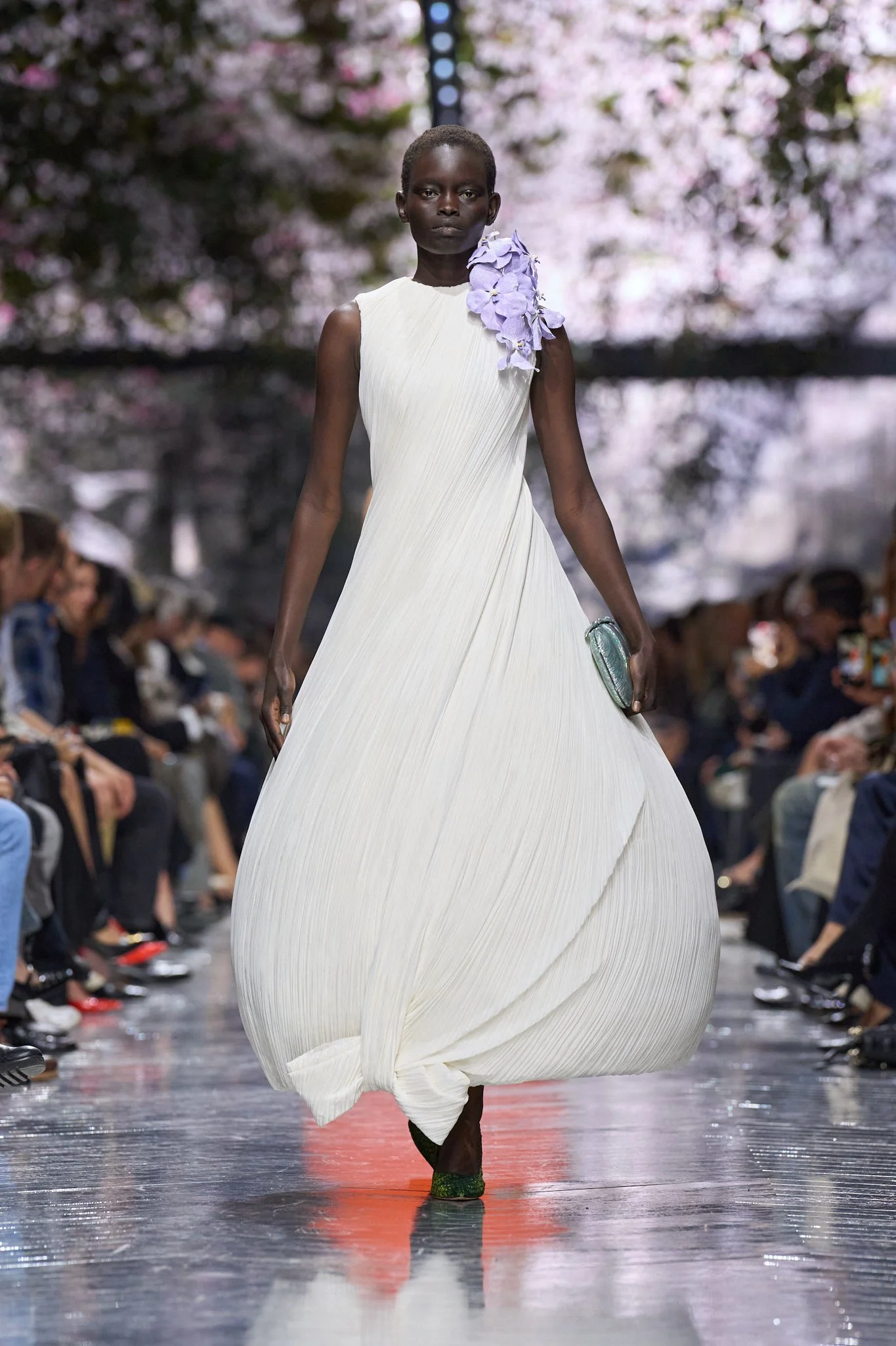 2_DIOR_MODE_FEMME_HC_SPRING_SUMMER_2026_LOOK_2.jpg