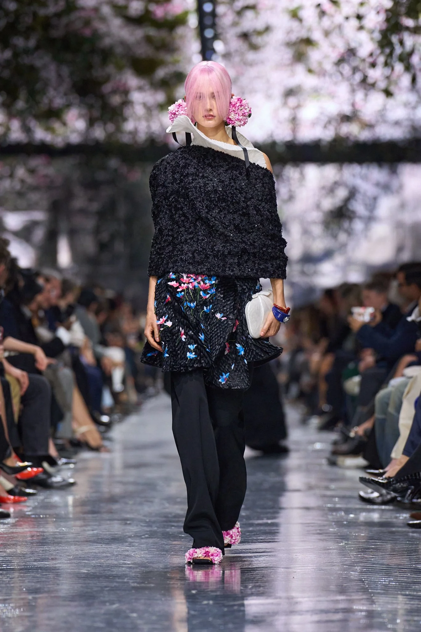 21_DIOR_MODE_FEMME_HC_SPRING_SUMMER_2026_LOOK_21.jpg