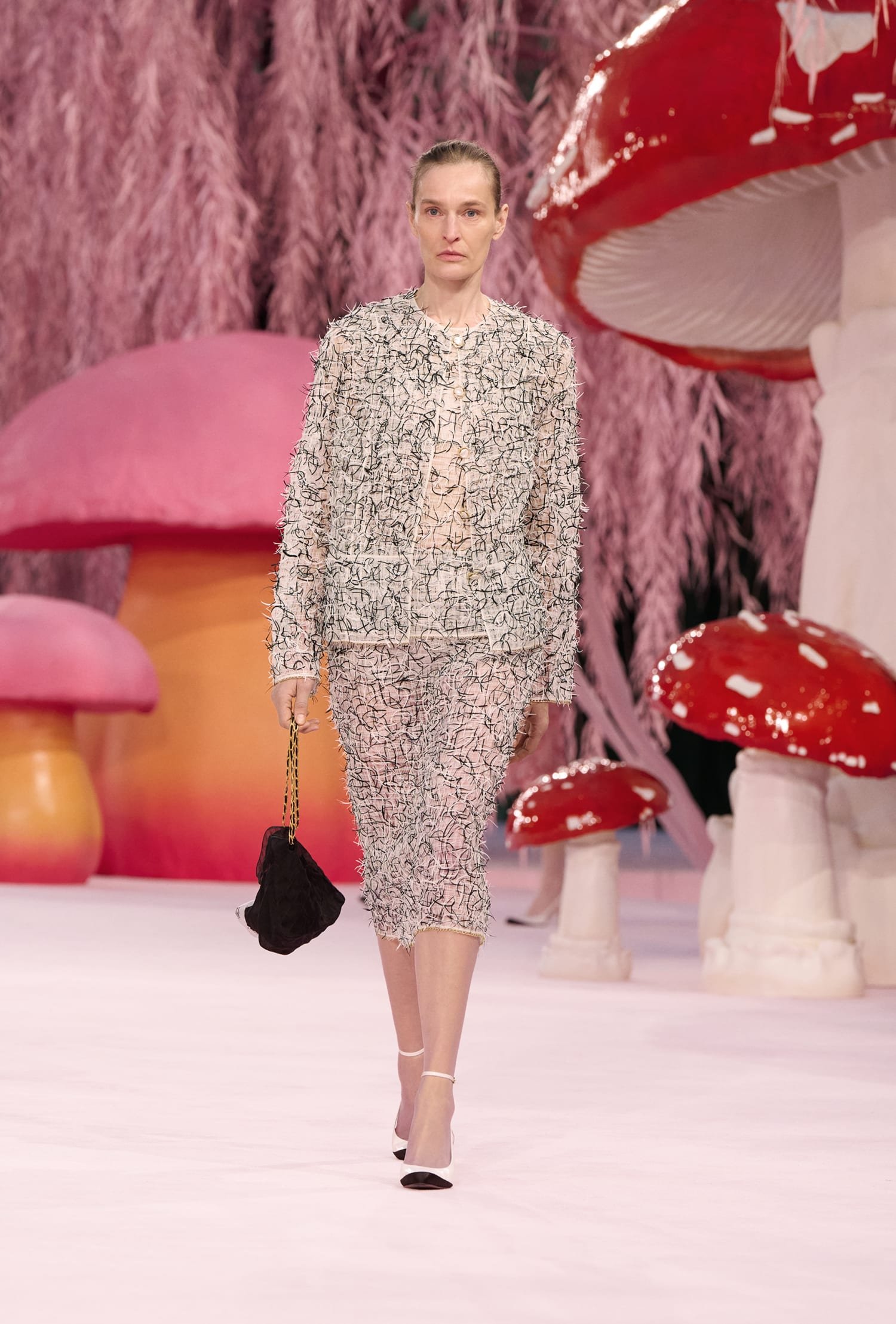 chanel_spring-summer-2026-haute-couture-8-2-LD.jpg